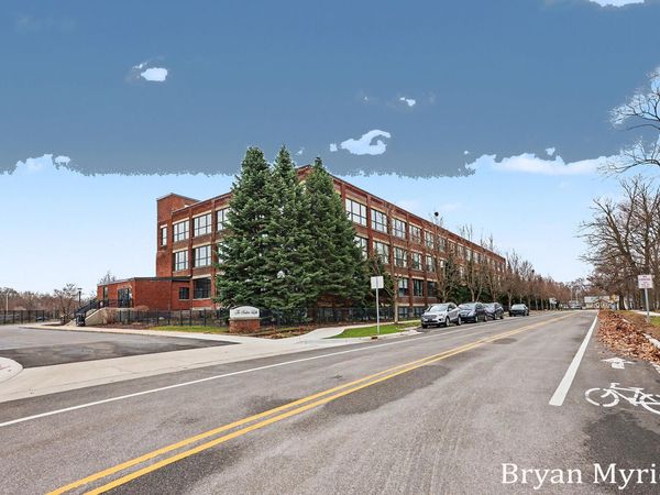 533 Columbia Avenue, Unit 107, Holland, MI 49423