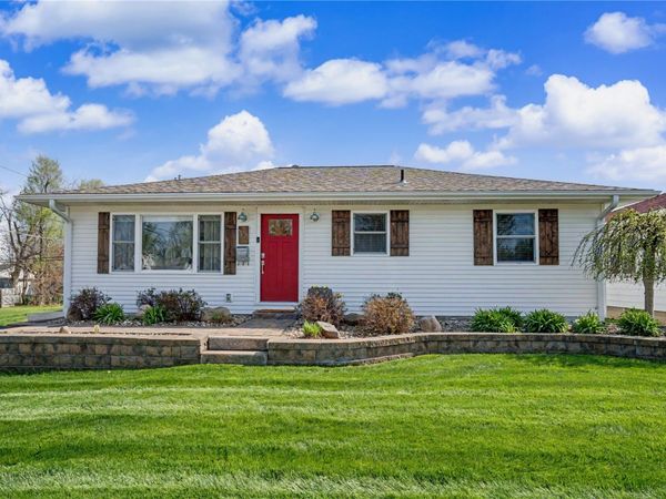 1101 Staub Court NE, Cedar Rapids, IA 52402