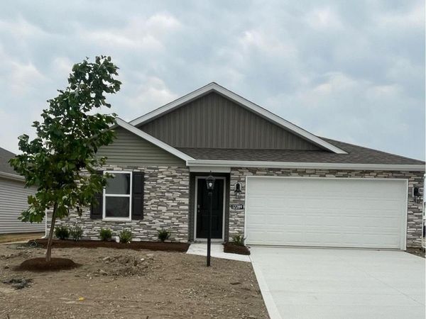 12289 Harleys Run, Fort Wayne, IN 46818