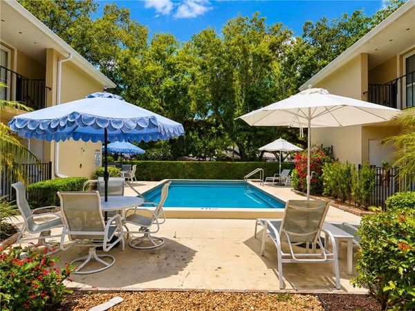 800 Coquina Lane, Unit 103, Vero Beach, FL 32963