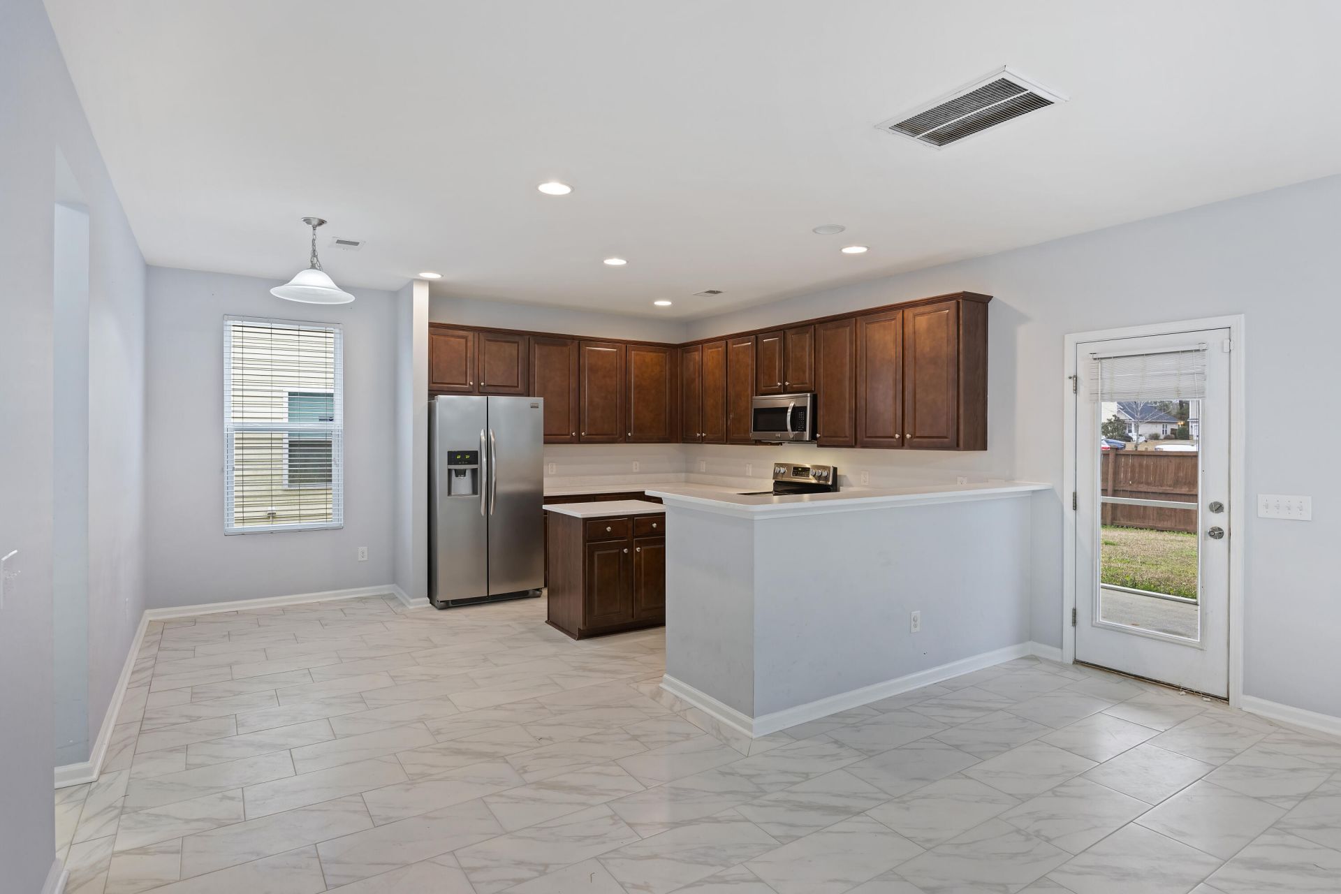 416 Forest Hills Road Photo 10