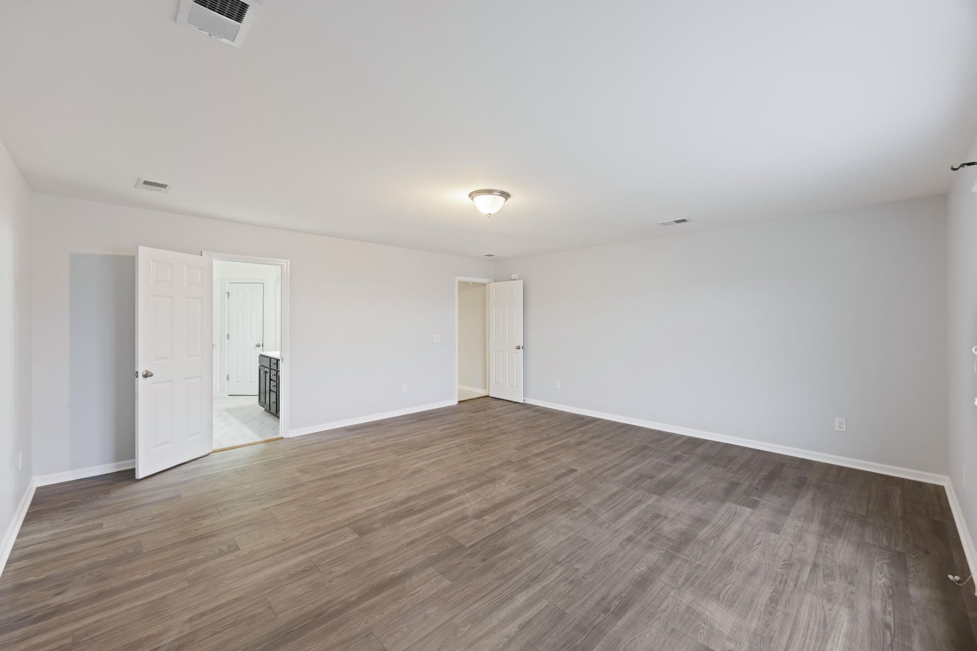 416 Forest Hills Road Photo 14