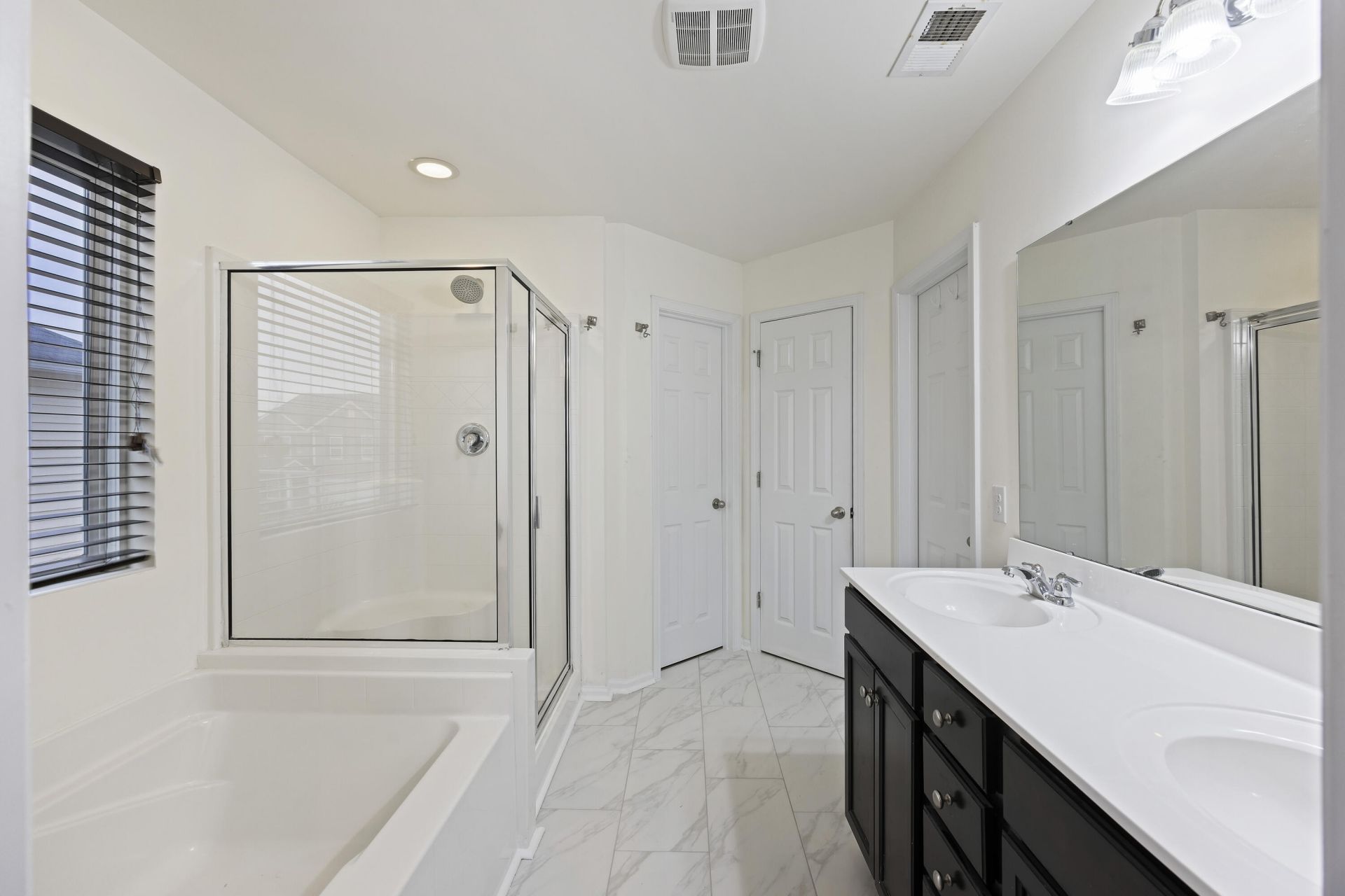 416 Forest Hills Road Photo 17
