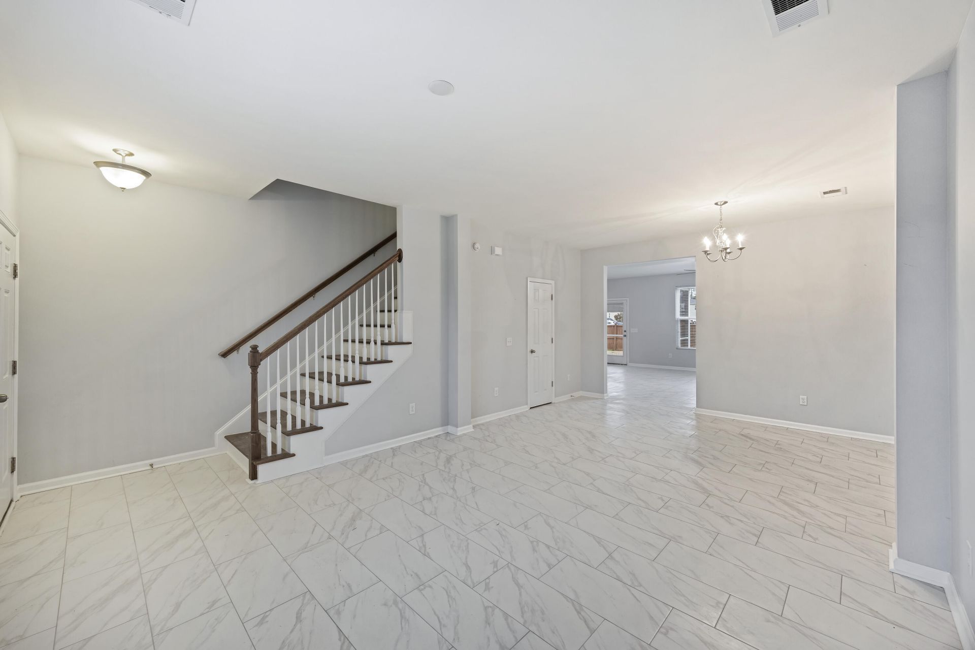 416 Forest Hills Road Photo 4