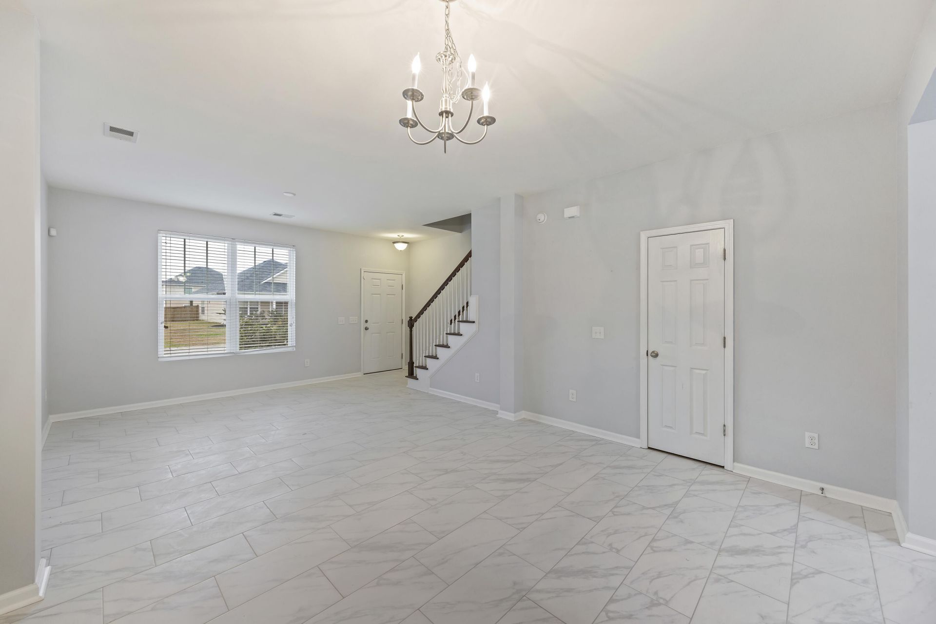 416 Forest Hills Road Photo 5