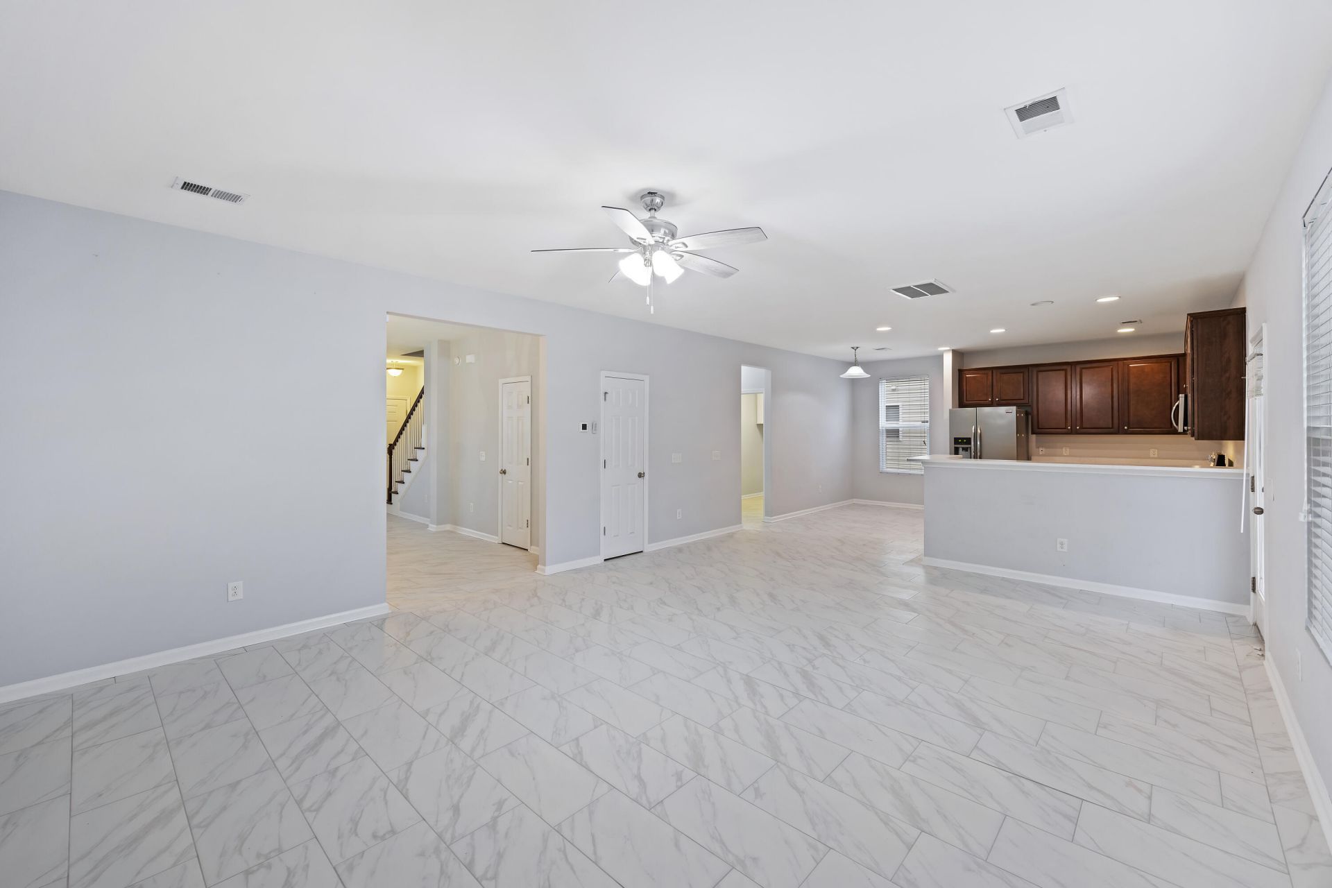 416 Forest Hills Road Photo 6