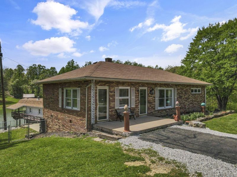 15231 Wolfe-Bennett Road, Nelsonville, OH 45764 Photo 4