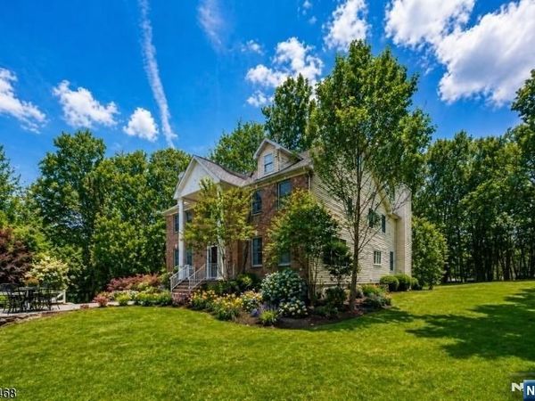 20 Sleepy Hollow Road, Denville Township, NJ 07834