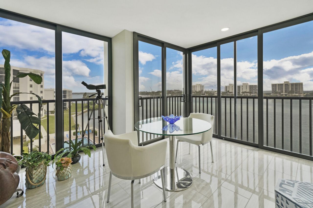 19800 Sandpointe Bay Drive, Unit 512, Tequesta, FL 33469 Photo