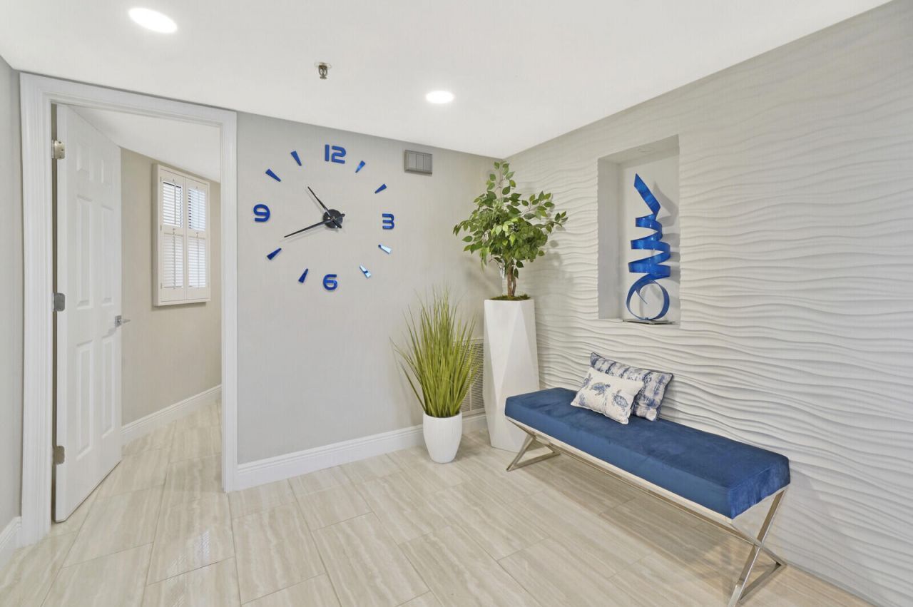 19800 Sandpointe Bay Drive, Unit 512, Tequesta, FL 33469 Photo