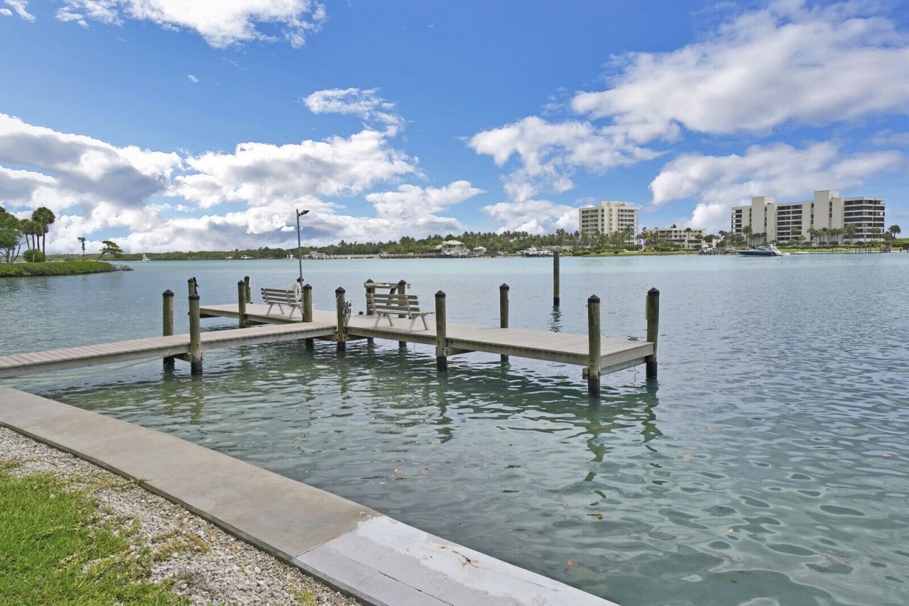 19800 Sandpointe Bay Drive, Unit 512, Tequesta, FL 33469 Photo