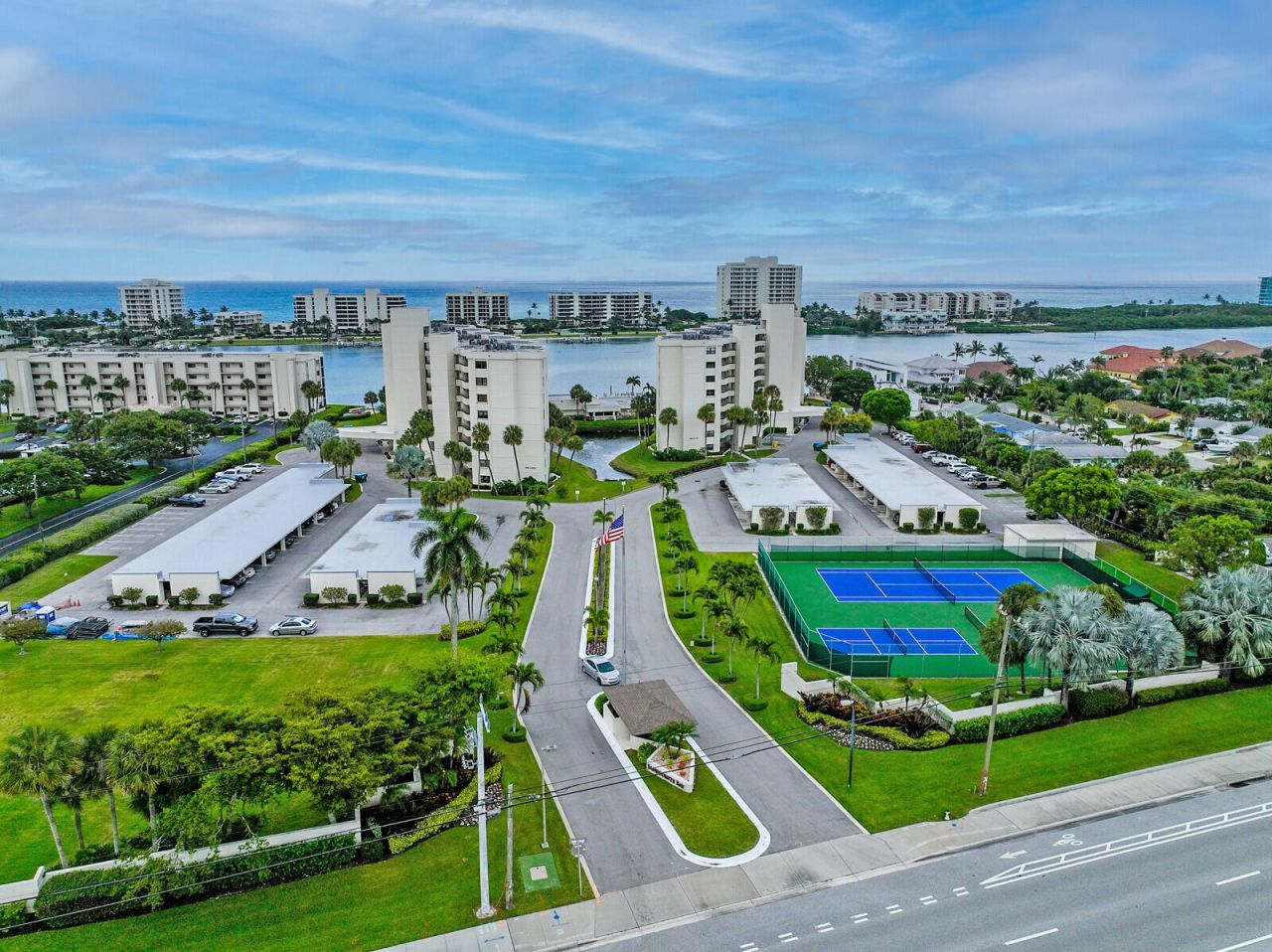 19800 Sandpointe Bay Drive, Unit 512, Tequesta, FL 33469 Photo