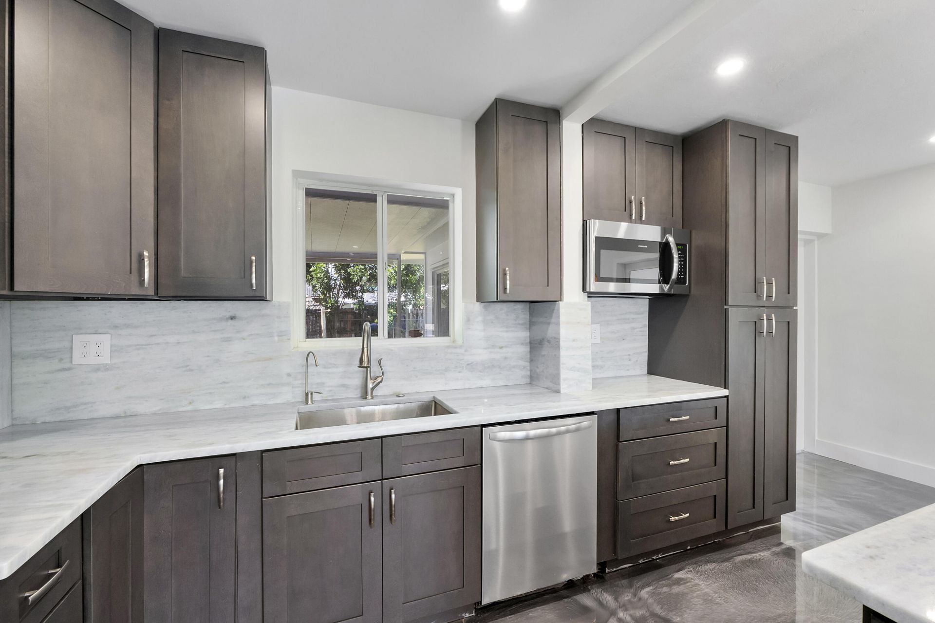 2160 NE 53rd Street, Fort Lauderdale, FL 33308 Photo