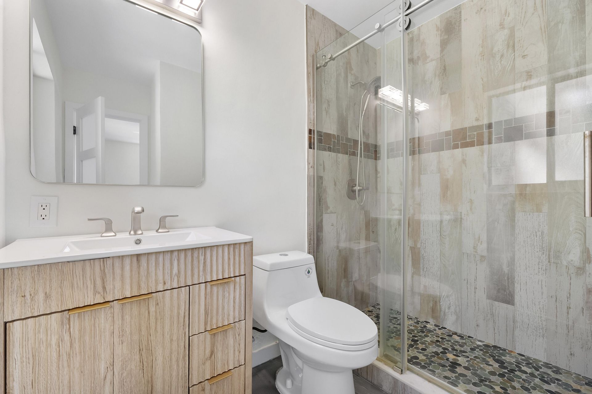 2160 NE 53rd Street, Fort Lauderdale, FL 33308 Photo