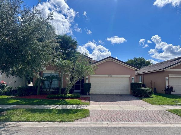 10931 SW Dunhill Court, Port St. Lucie, FL 34987