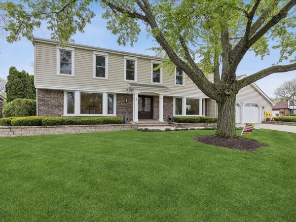 4115 Bristol Court , Northbrook, IL 60062