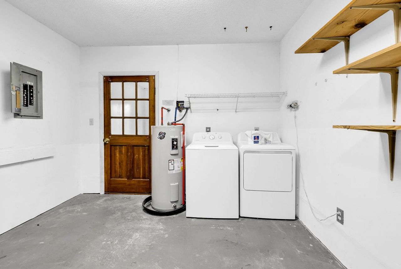 9614 Kings Grant Dr. Photo 12