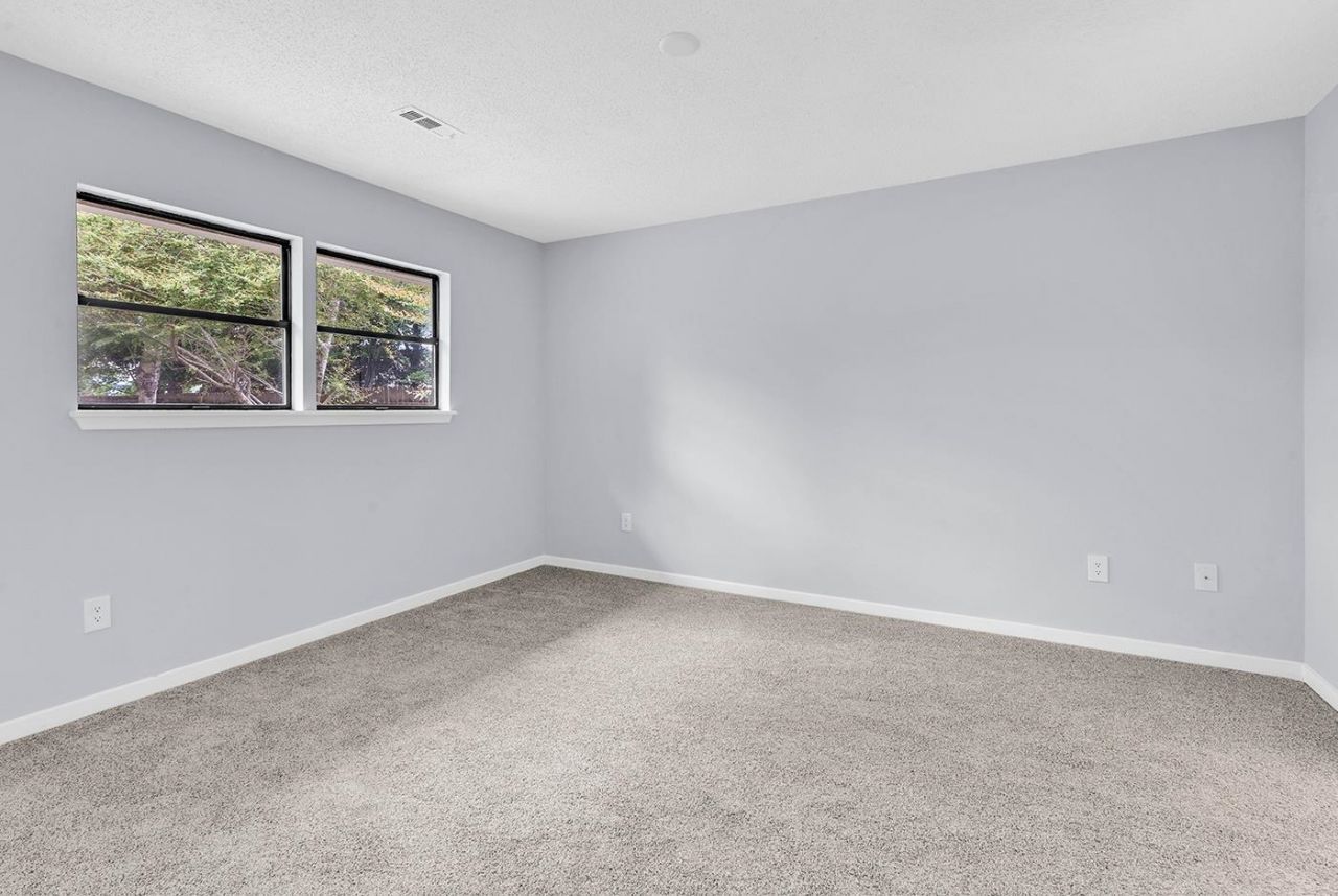 9614 Kings Grant Dr. Photo 17