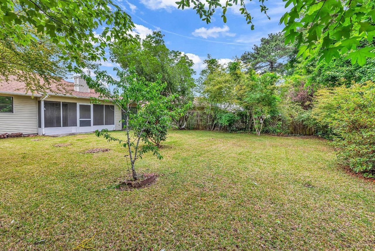 9614 Kings Grant Dr. Photo 29