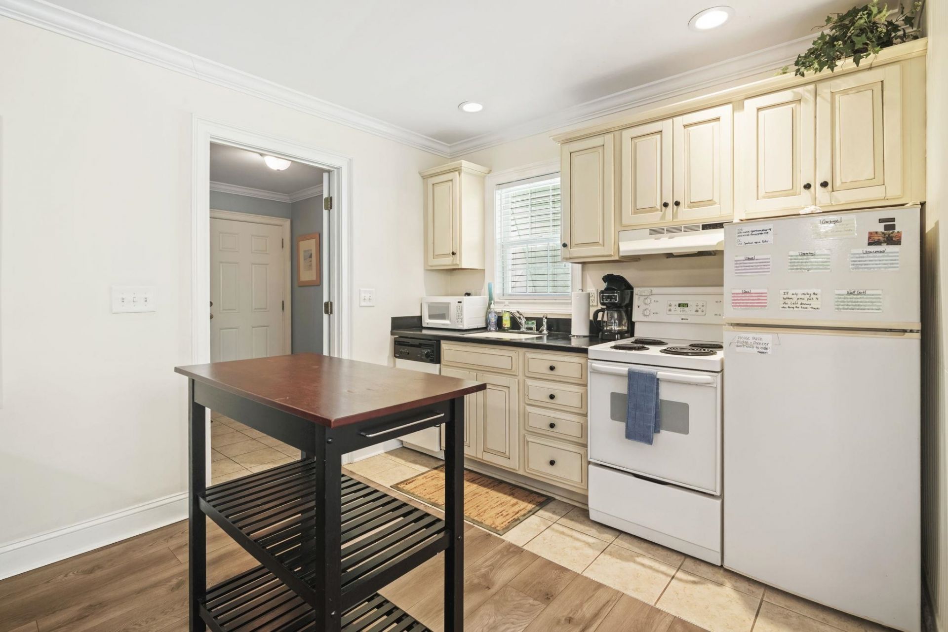 180 Georges Bay Rd. Photo 4