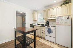 180 Georges Bay Rd. photo 4