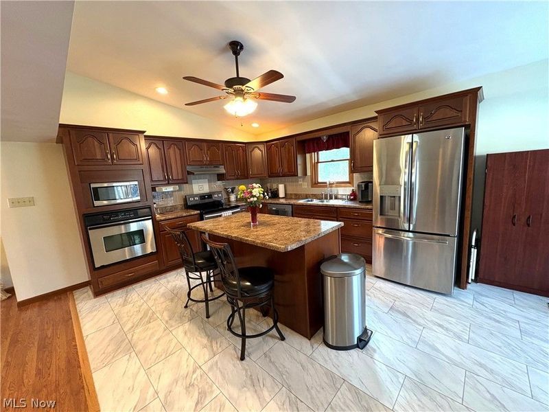 312-316 Henrietta Street, Weirton, WV 26062 Photo 5