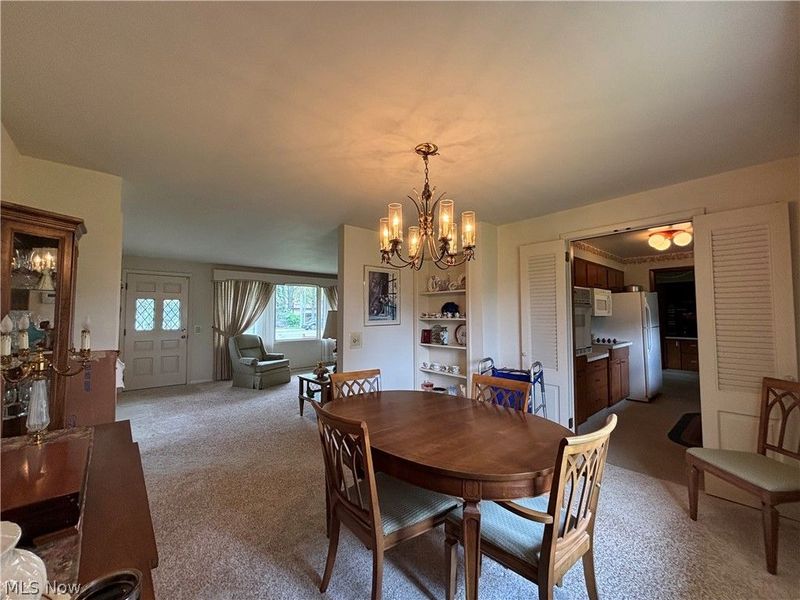 2552 Applegrove Street NW, North Canton, OH 44720 Photo 4