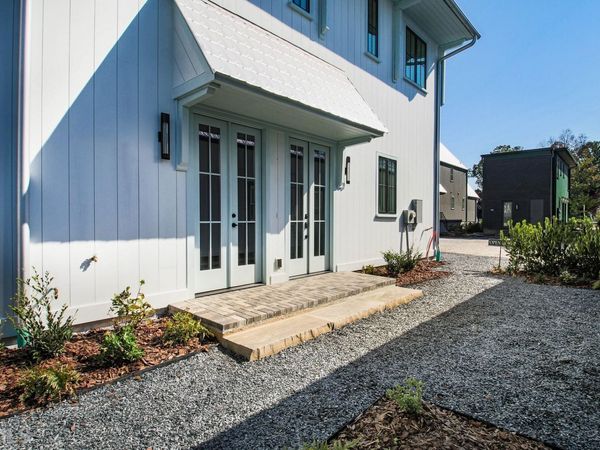 135 Carlyle Lane, Fayetteville, GA 30214