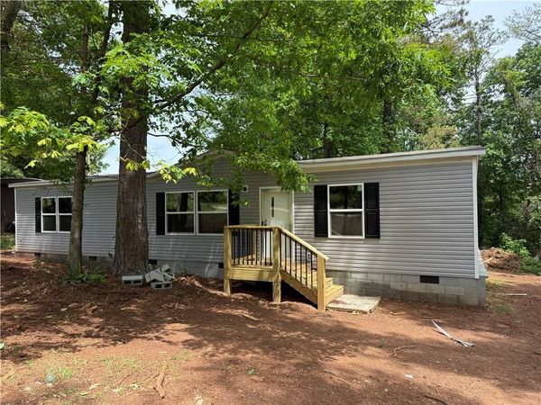 166 Evergreen Dr , Villa Rica, GA 30180