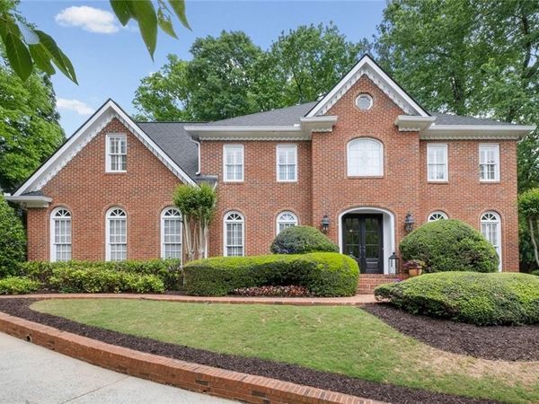 275 Woodbury Way, Alpharetta, GA 30022