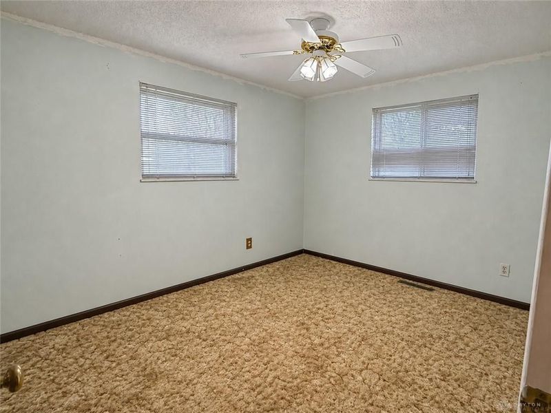 634 Cherry Blossom Drive, West Carrollton, OH 45449 Photo 16