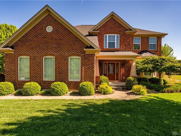 636 Brookmeade Court, Beavercreek, OH 45434