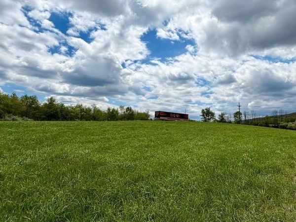 12673 LINCOLN HIGHWAY, MC CONNELLSBURG, PA 17233