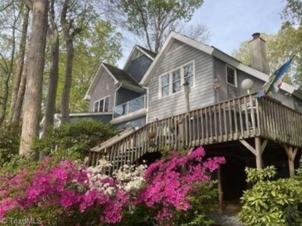 144 Riverside Court , Lexington, NC 27292