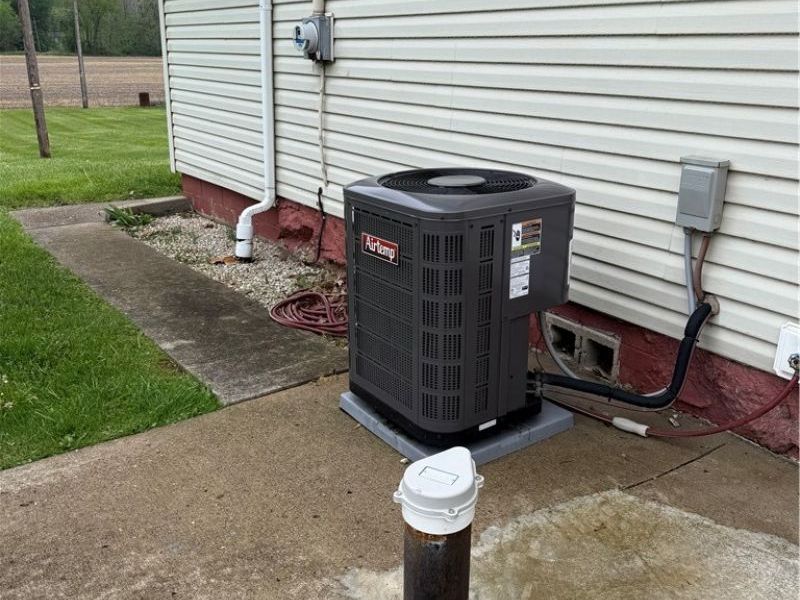 10083 Stillwater Road SE, Uhrichsville, OH 44683 Photo 5