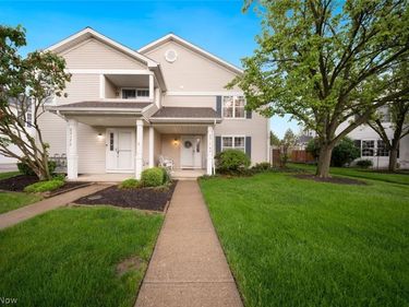23174 Grist Mill Court, Olmsted Falls, OH 44138