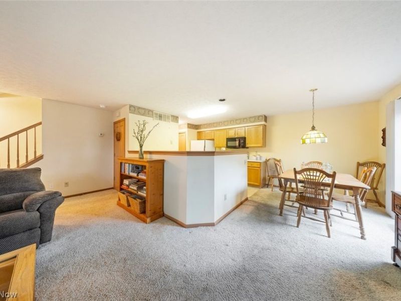 23174 Grist Mill Court , Olmsted Falls, OH 44138 Photo 14