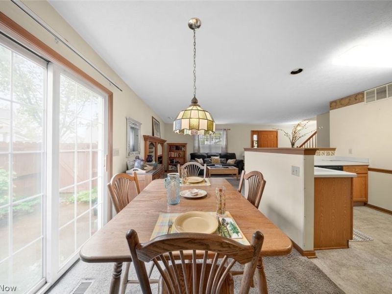 23174 Grist Mill Court , Olmsted Falls, OH 44138 Photo 18