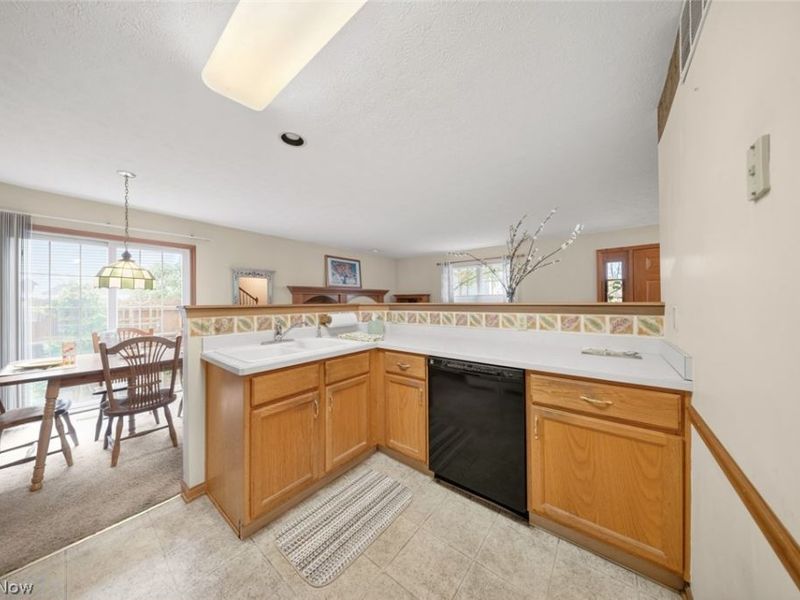 23174 Grist Mill Court , Olmsted Falls, OH 44138 Photo 20