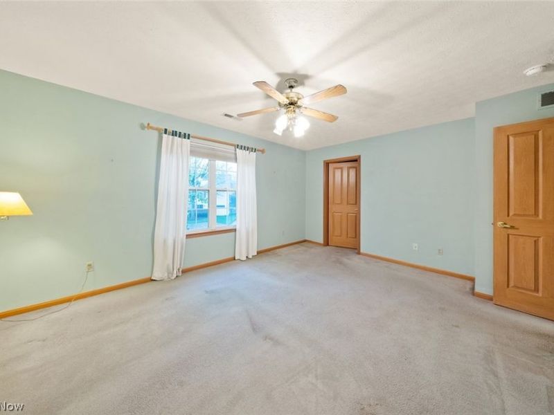 23174 Grist Mill Court , Olmsted Falls, OH 44138 Photo 30