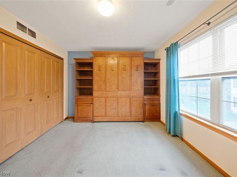 23174 Grist Mill Court , Olmsted Falls, OH 44138 Photo 32