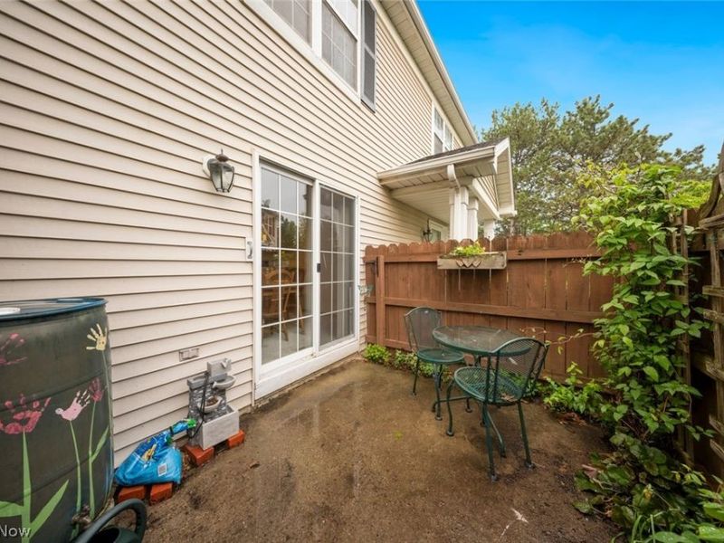 23174 Grist Mill Court , Olmsted Falls, OH 44138 Photo 38