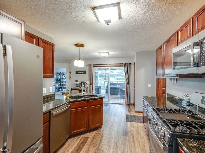 4138 Whispering Springs Lane, Mogadore, OH 44260 Photo 11