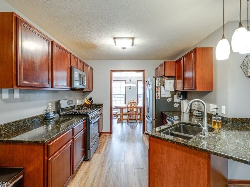 4138 Whispering Springs Lane, Mogadore, OH 44260 Photo 14