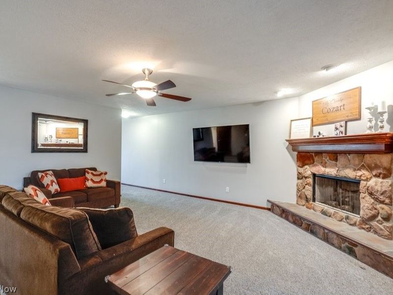 4138 Whispering Springs Lane, Mogadore, OH 44260 Photo 19