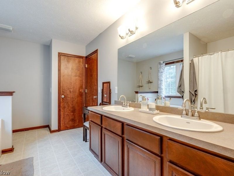 4138 Whispering Springs Lane, Mogadore, OH 44260 Photo 39