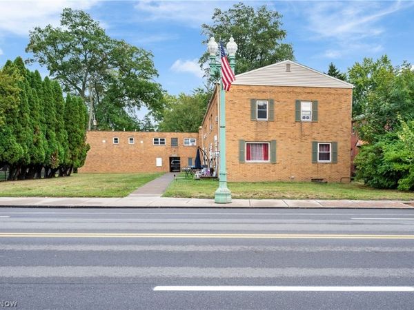 2114 Market Avenue N, Canton, OH 44714
