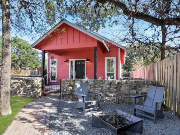 241 Haydon ST , Dripping Springs, TX 78620