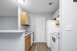 1211 Metze Road  photo 4