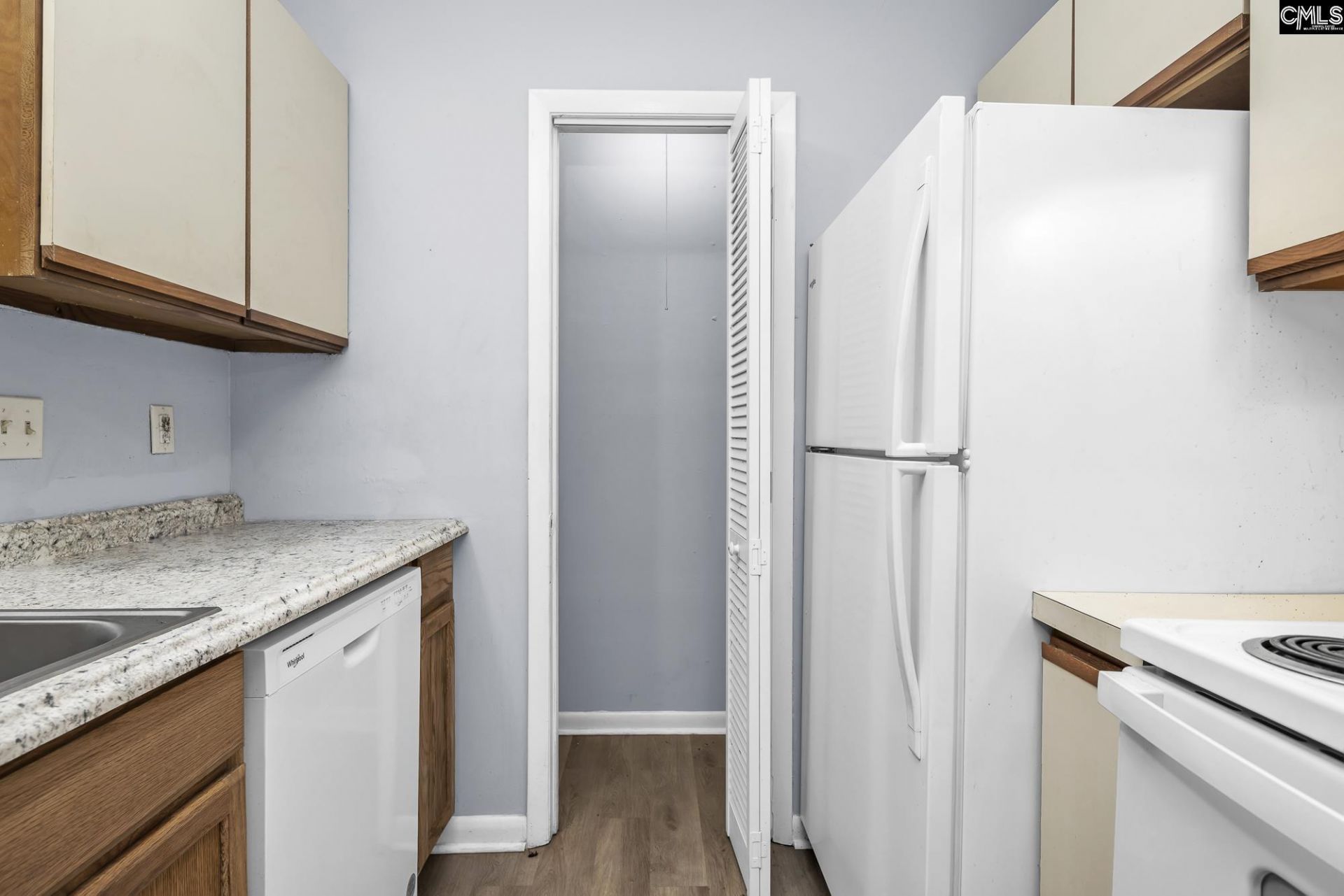 1211 Metze Road  Photo 8